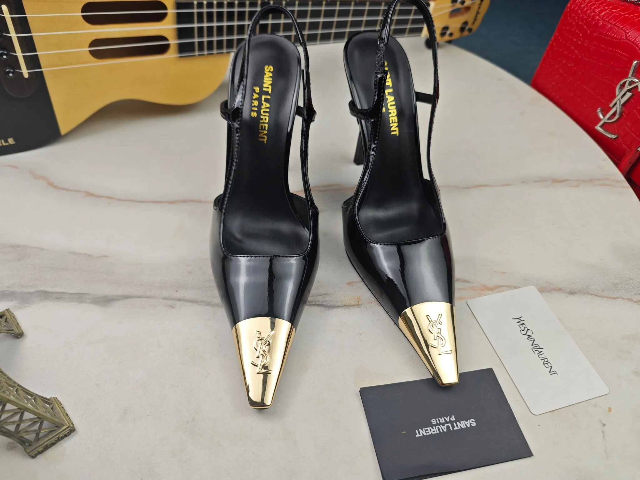 👟👟Ex-factory price 560👟👟【Saint Laurent】Yves Saint Laurent, high-heeled YSL sandals💃2024 early autumn counters are synchronized with the latest styles, YSL, and decorations👠 Classic and high-quality glamorous masterpieces, the hottest spring and summer series in the counter, with temperament, fashion, classic and attractive design style 😌The effect on the feet is particularly beautiful〰️, the material is imported from Italy, small black cow, imported black patent leather, lining, and foot pads; sheepskin, stiletto sandals, size 35-41 (34.41.42 must be customized, non-refundable) outsole; imported genuine leather outsole, complete with counter packaging
